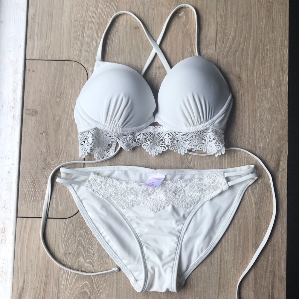 Xhilaration bikini top & bottom